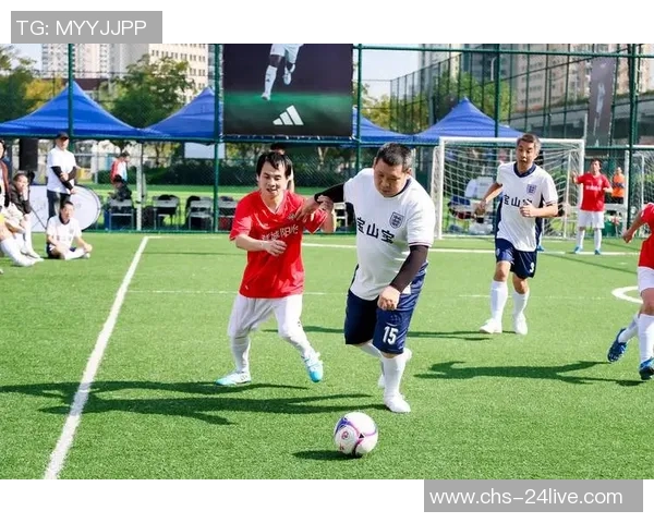 足球盛宴的魅力与激情探秘全球球迷心中的绿茵梦想与荣耀 足球盛宴的魅力与激情探秘全球球迷心中的绿茵梦想与荣耀