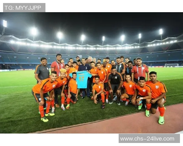 印度足球联赛新赛季揭幕球迷热情高涨期待精彩对决 印度足球联赛新赛季揭幕球迷热情高涨期待精彩对决